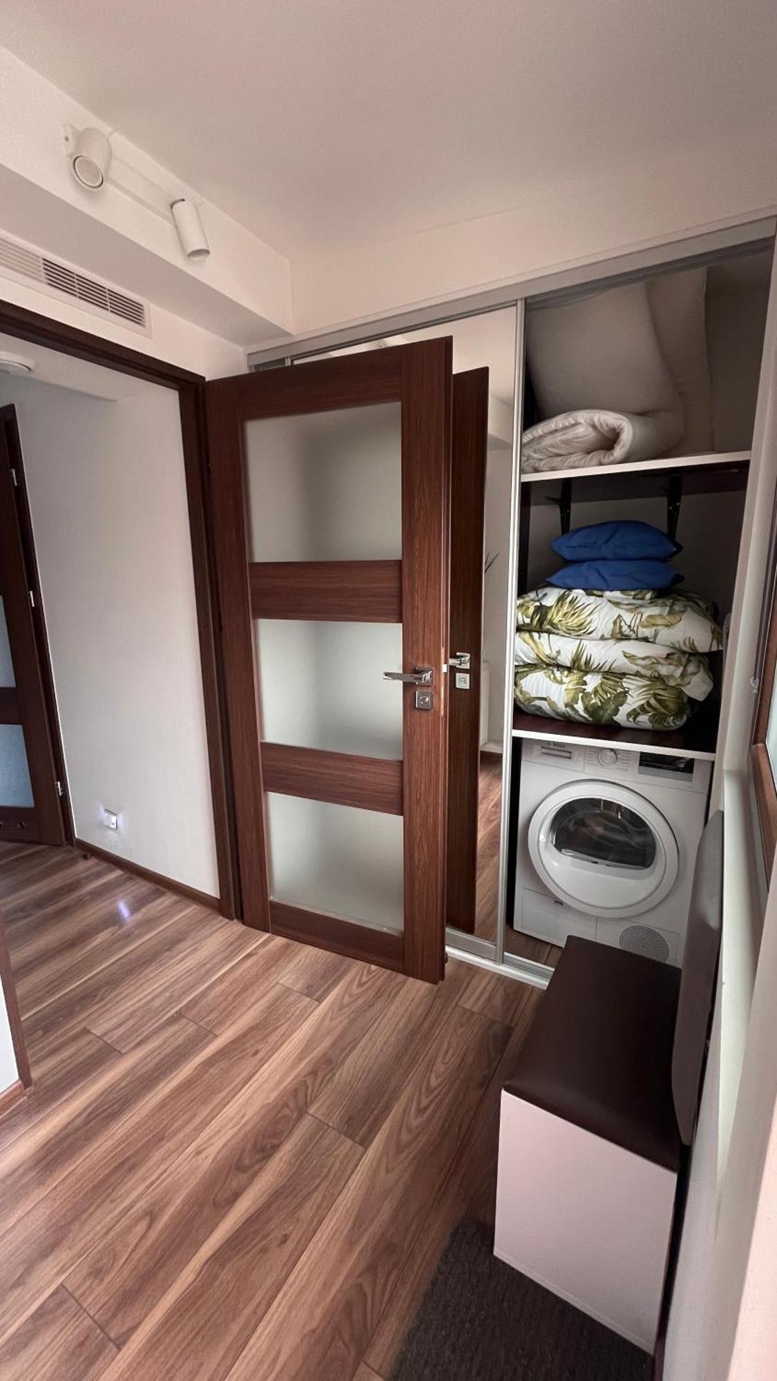 Apartament Crooked Stairs Zielona Góra Dış mekan fotoğraf